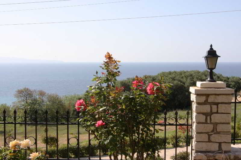 Nikos & Katerina Studios Agios Stefanos Avliotes  Eksteriør bilde
